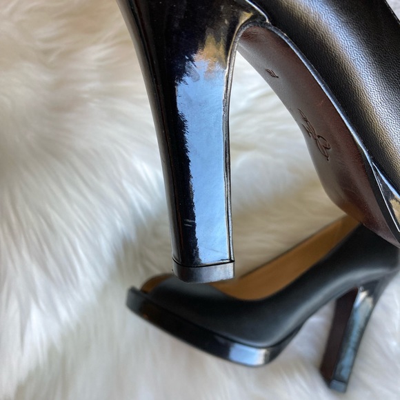 Cole Haan Black peep toe heels, 7 - Picture 12 of 15